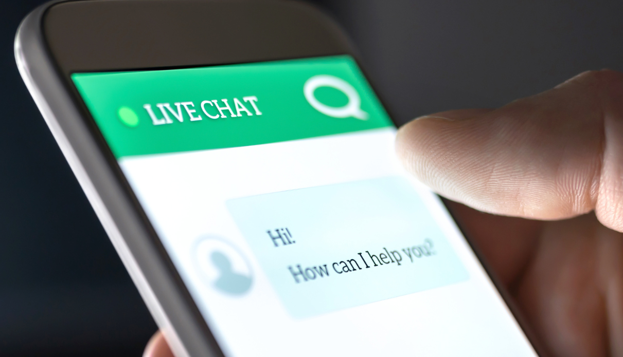 An online chatbot used for AI in marketing and eCommerce